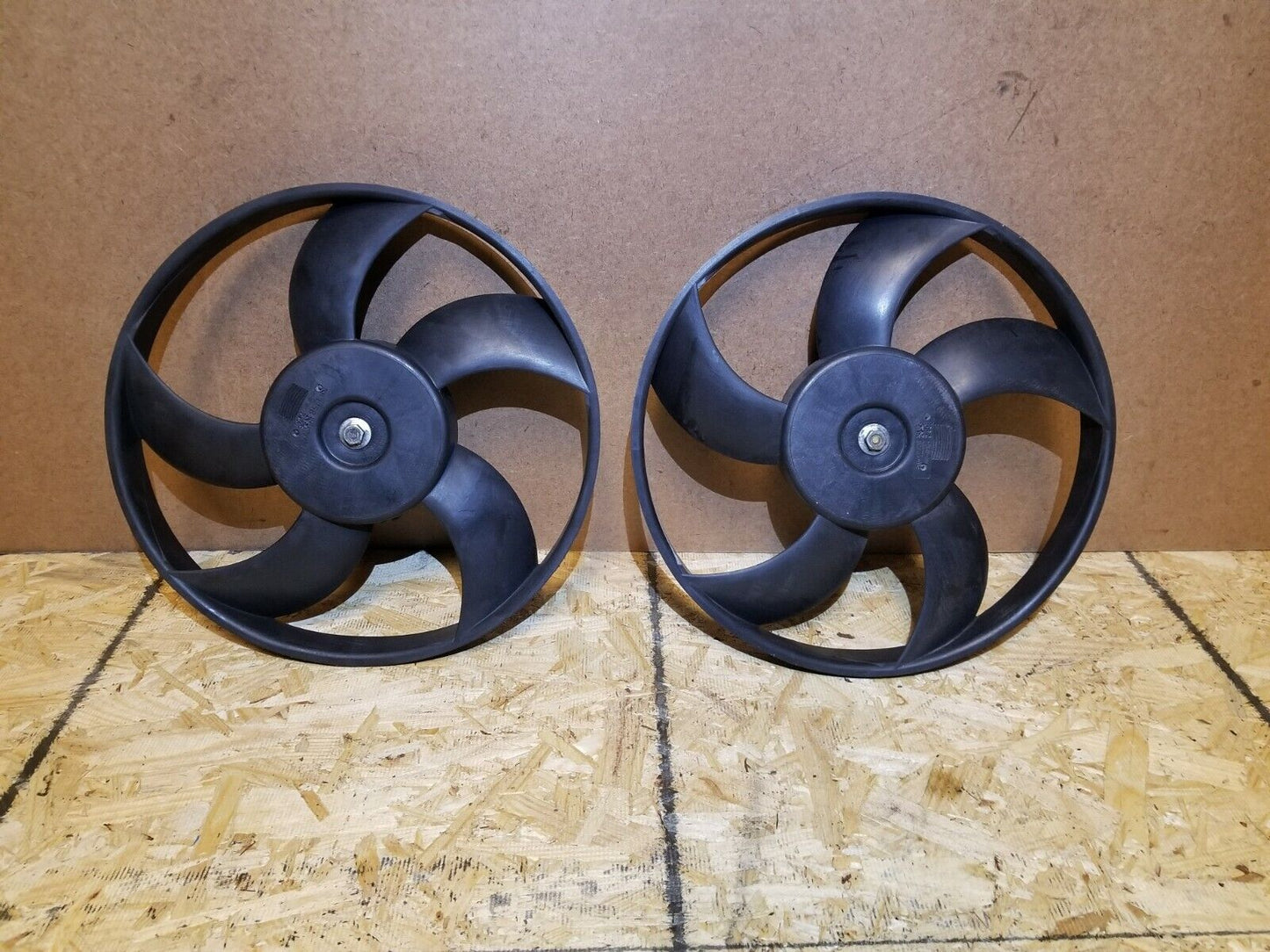 07 08 09 10 Chrysler Sebring 2.4l Radiator Fan 2pcs OEM