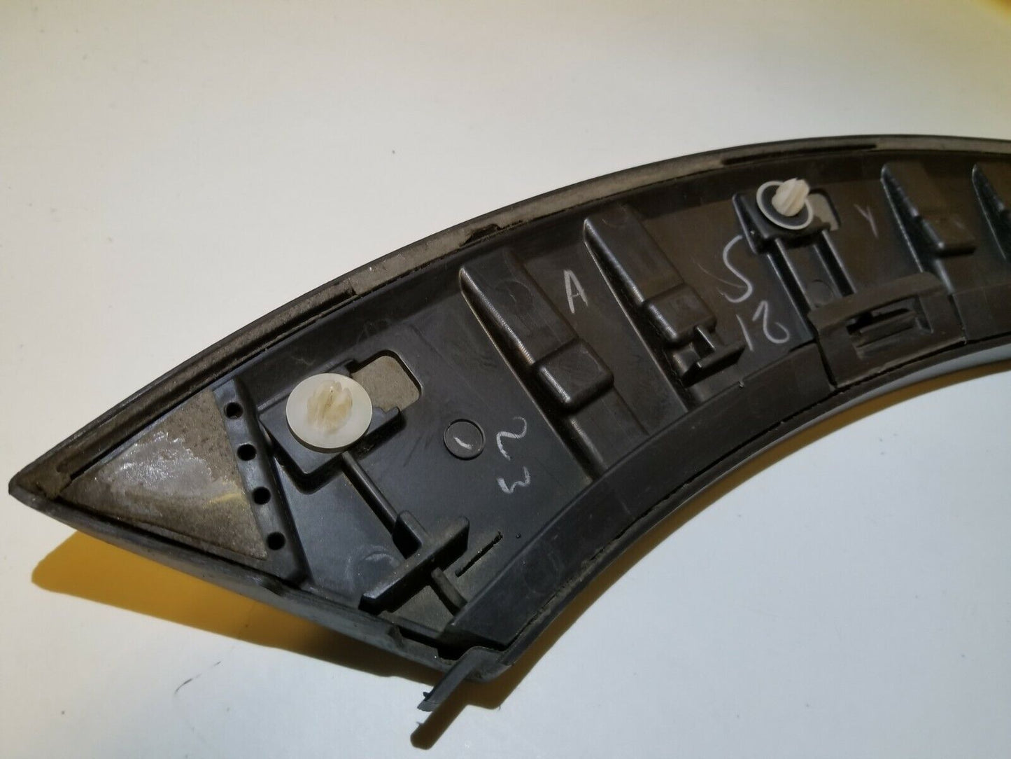 13 14 15 Subaru Xv Crosstrek Rear Left Driver Fender Arch Trim Molding OEM 86k