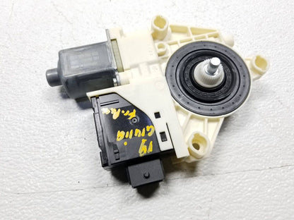 17 18 19 Alfa Romeo Giulia Front Right Passenger Side Door Window Motor OEM