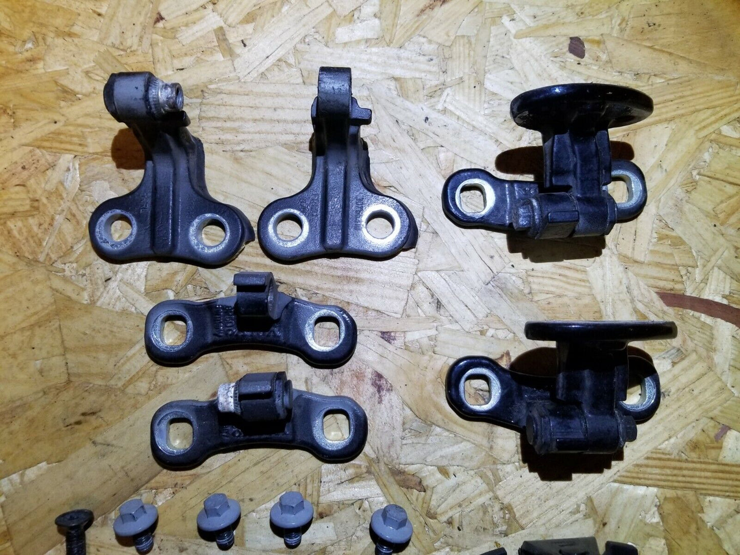 05 06 07 08 09 Volvo S40 Front & Rear Door Hinge Right Passenger Side OEM