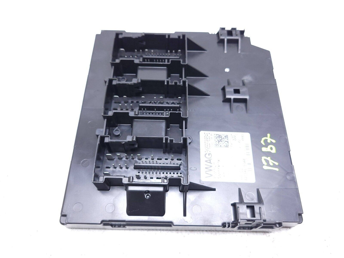 12-19 Volkswagen Passat Bcm Bcu Body Control Module 5k0937085ae OEM