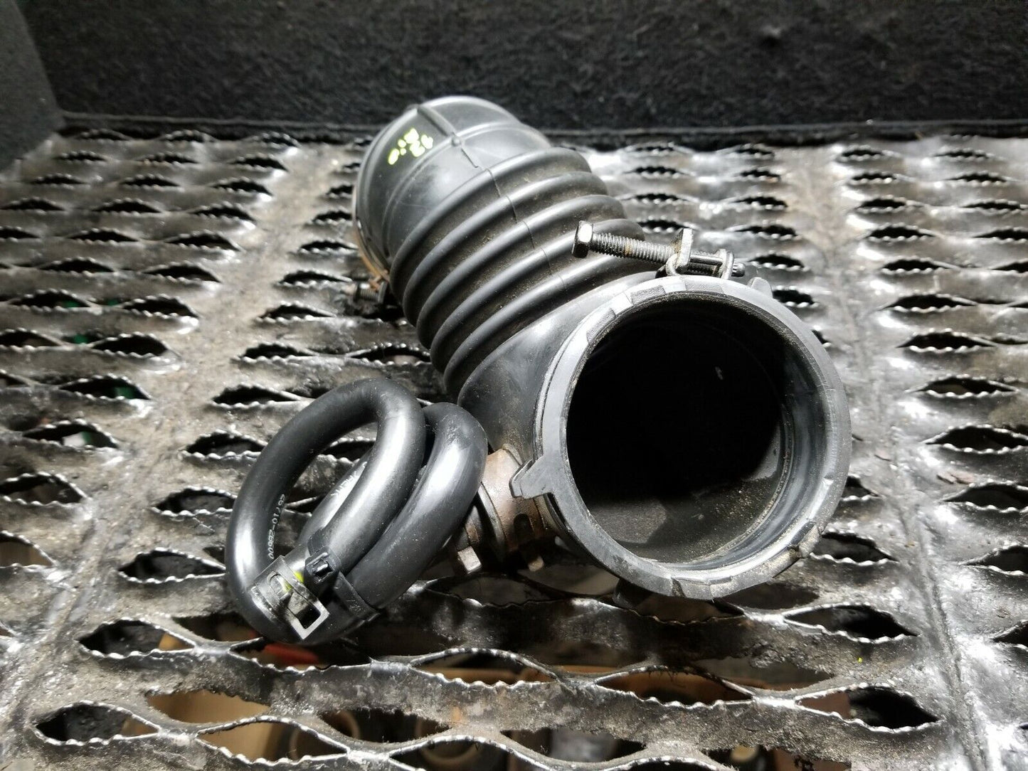 12 13 14 15 Kia Rio Air Intake Hose Pipe OEM 54k