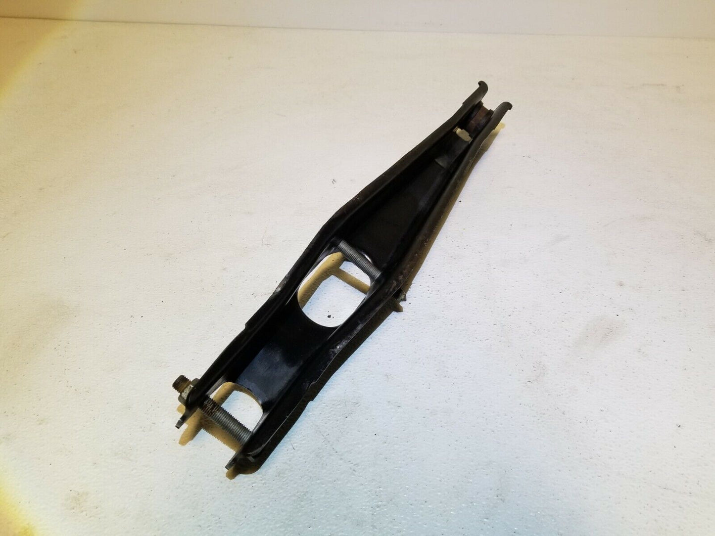 07 08 09 10 Chrysler Sebring Rear Right Passenger Lower Control Arm OEM 63k