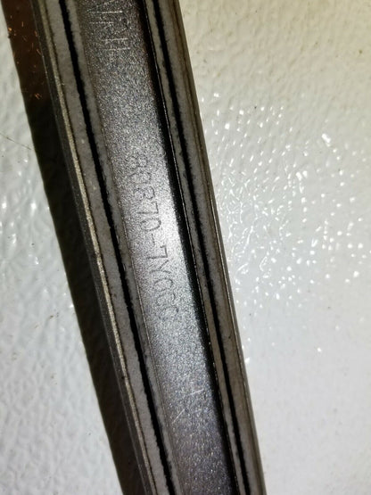 04 05 06 Nissan Maxima Door Trim Molding Front Right Passenger OEM