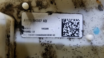 10 11 12 Lincoln MKT Fuel Gas Pump OEM