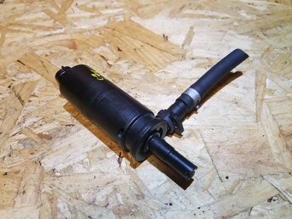 06 07 08 09 Saab 9-5 Aero Headlight Washer Pump OEM