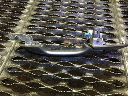 08 09 10 Honda Odyssey Front Right Pass Exterior Door Handle  OEM D43