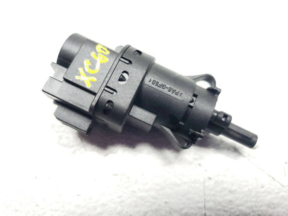 10 11 12 13 Volvo XC60 Brake Pedal Switch OEM