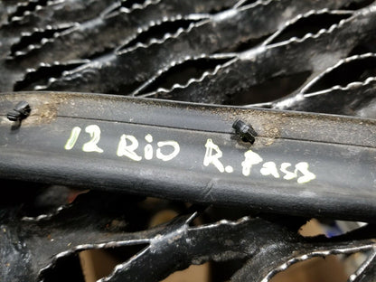 12 13 14 15 Kia Rio Rear Right Pass Side Door Weatherstrip Seal OEM