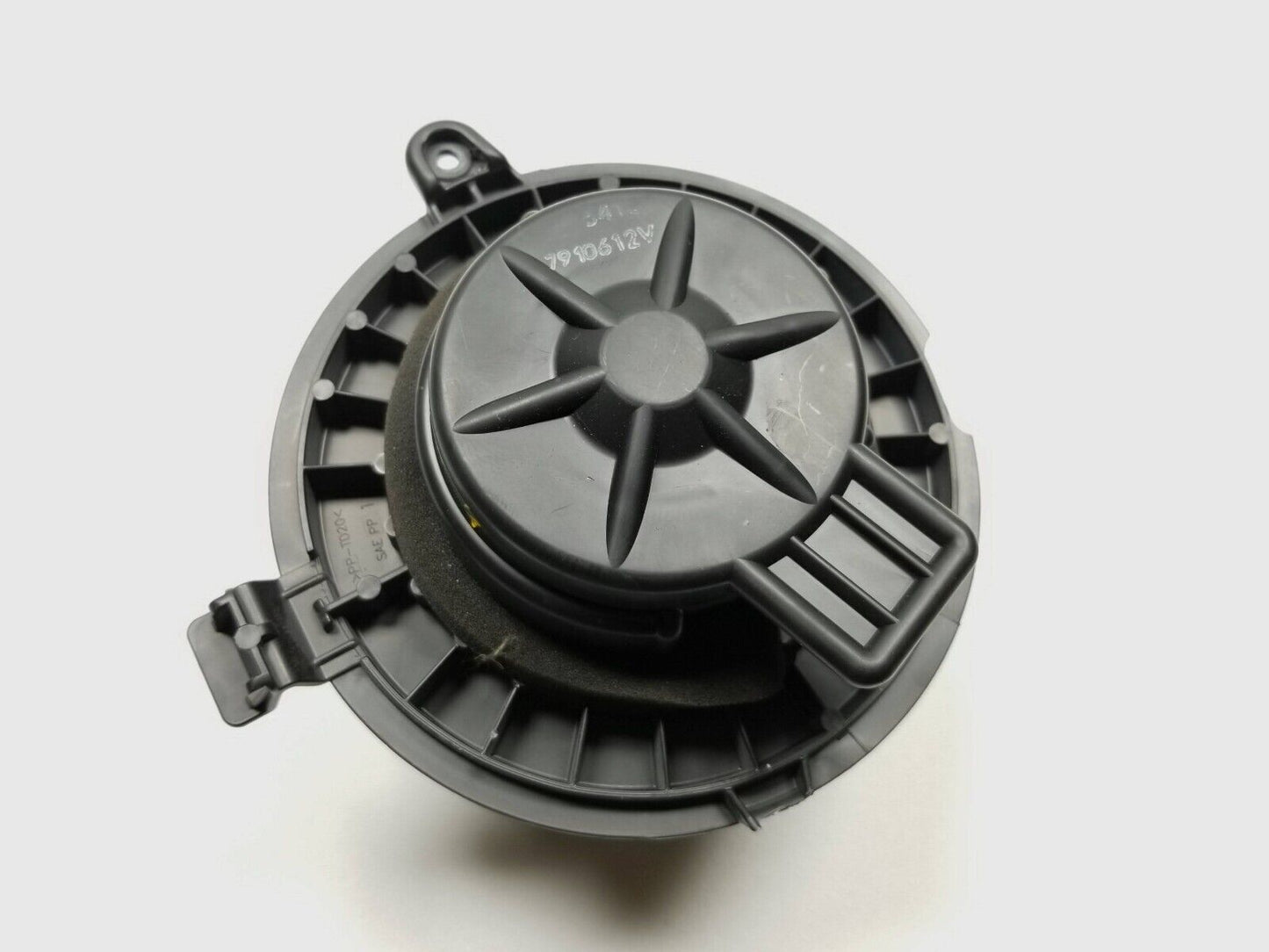 07 - 13 Suzuki Sx4 HVAC AC Heater Blower Motor OEM