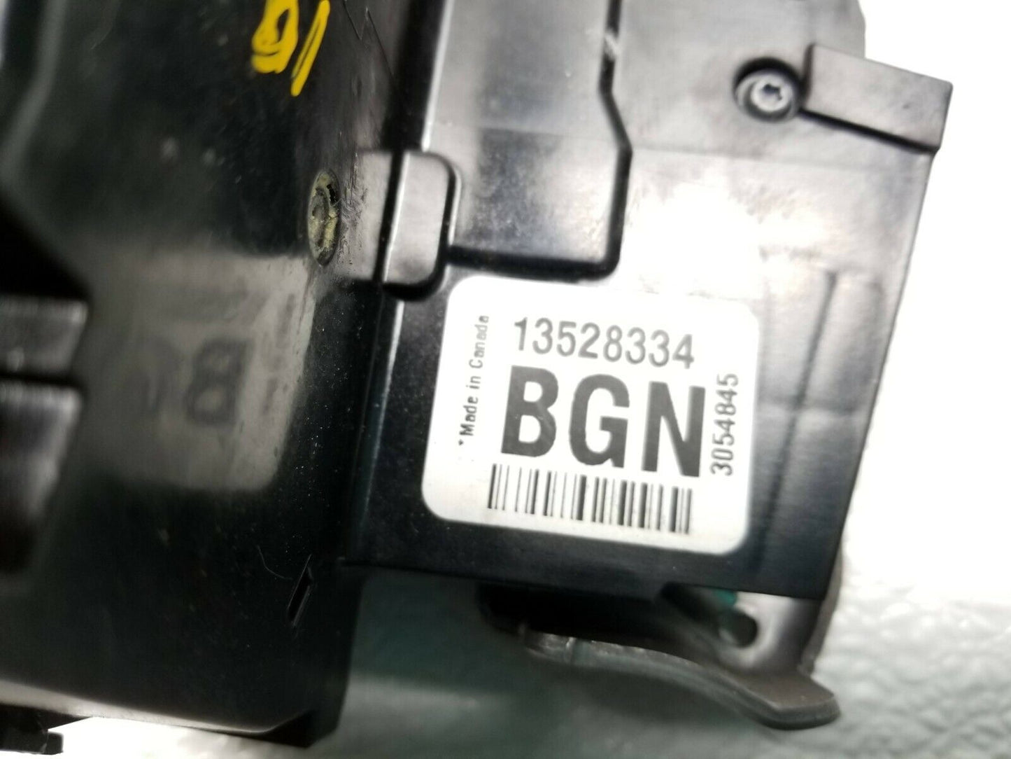 19 20 Chevrolet Blazer Front Left Driver Door Lock Latch Actuator OEM 11k Miles