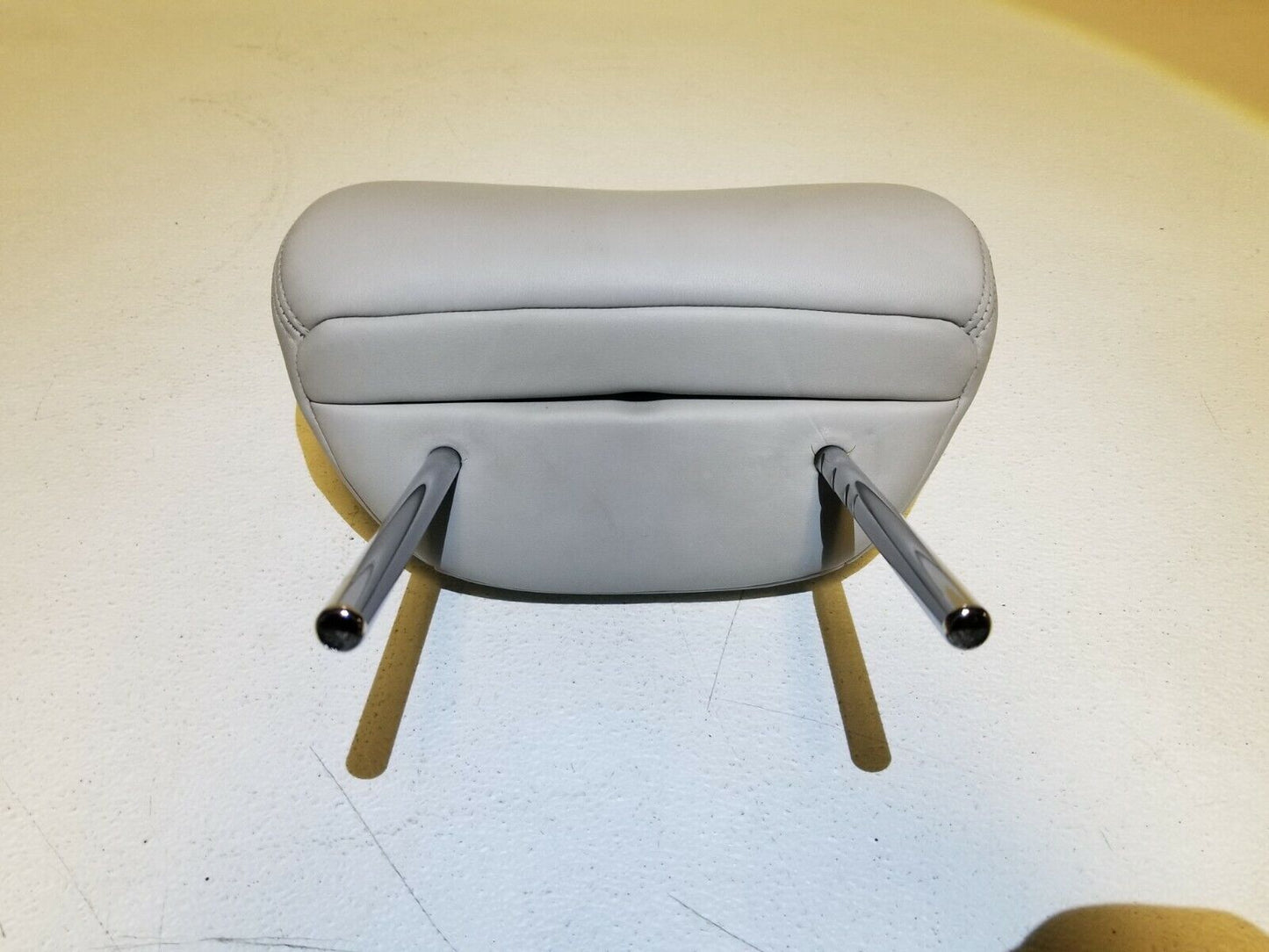 10 11 12 13 Infiniti G37 Coupe Front Passenger Seat Headrest OEM 99k