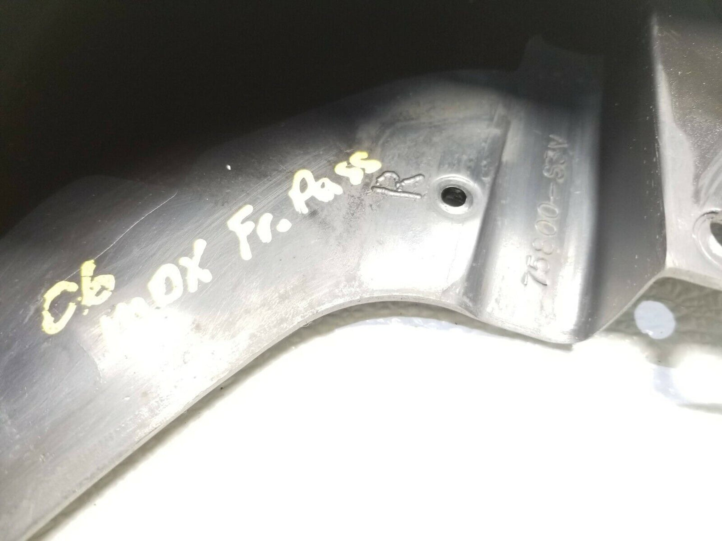 03 04 05 06 Acura MDX Front Right Passenger Side Mud Flap Shield OEM 55k Miles