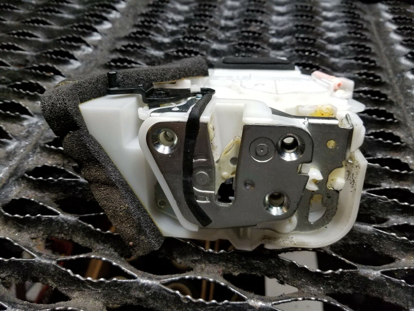 10 11 12 13 14 Subaru Legacy Rear Left Driver Door Lock Latch Actuator OEM