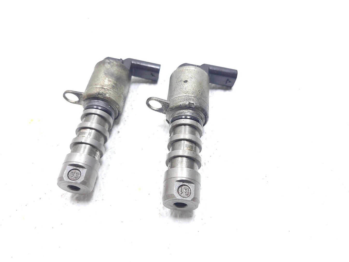 13 14 15 16 Audi A4 S4 Camshaft Vvt Solenoid Valve Pair OEM