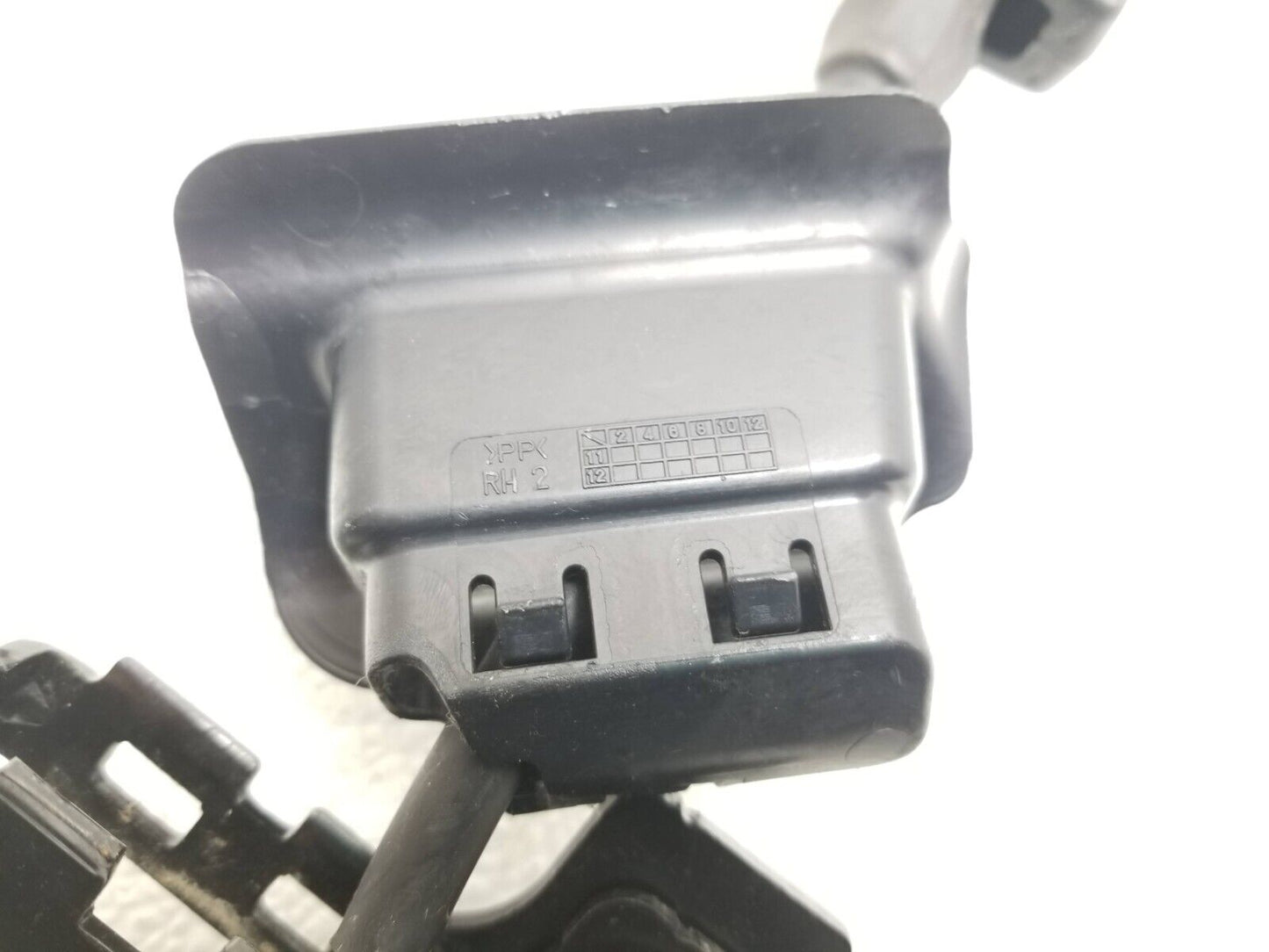 12 13 14 15 Kia Rio Front Seat Belt Anchor Pretensioner Passenger Right Side OEM