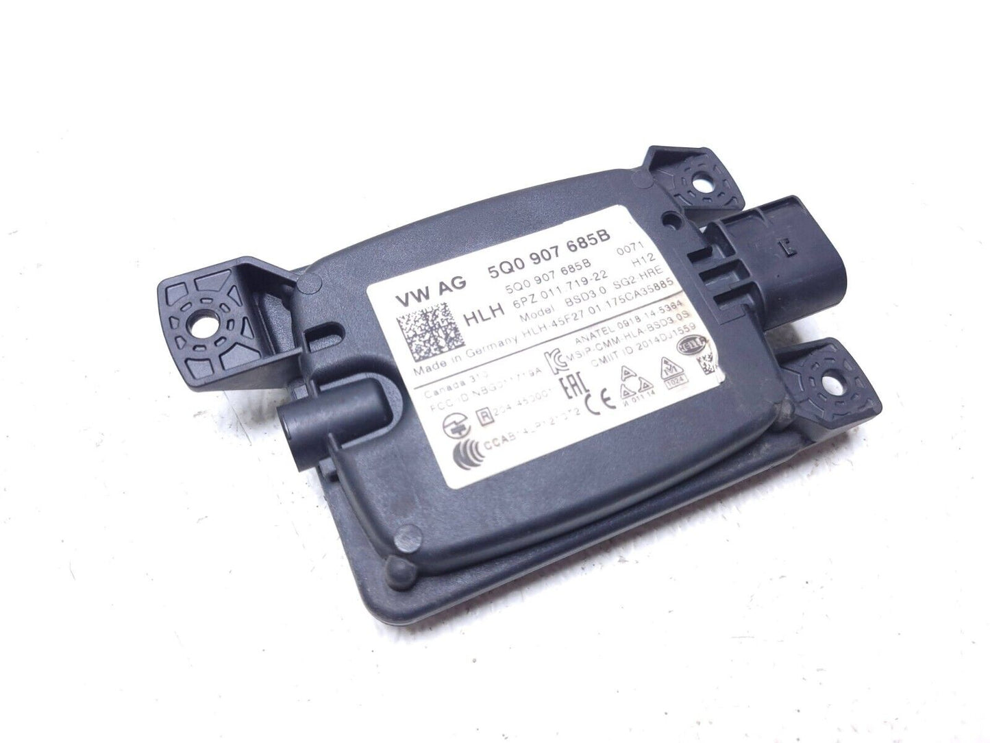 16-19 Volkswagen Passat Rear Blind Spot Radar Sensor Monitor Driver Side Lh OEM