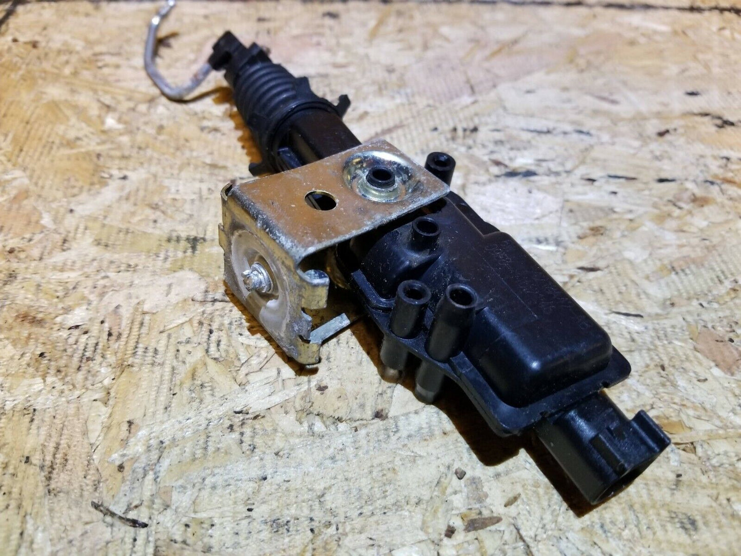 05 06 07 08 09 10 11 Lincoln Town Car Front Right Door Lock Actuator Lh OEM 65k