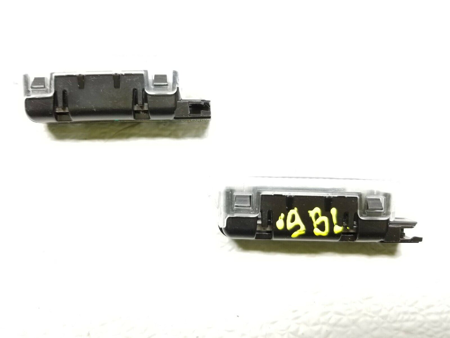 19-22 Chevy Blazer Interior Light Lamp 2pcs OEM 11k Miles