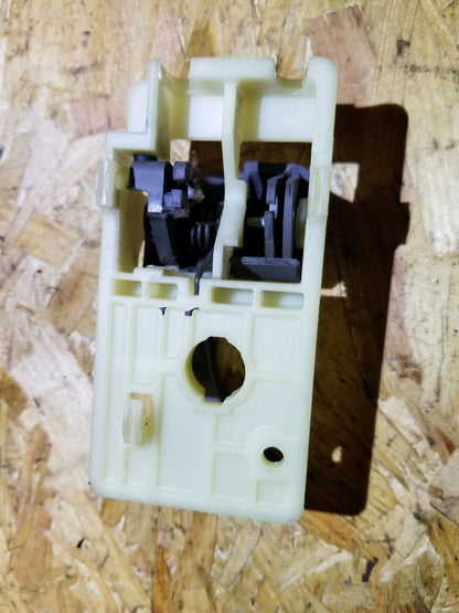 07 08 09 Hyundai Tucson Rear Right Pass Side Interior Door Handle OEM 89k