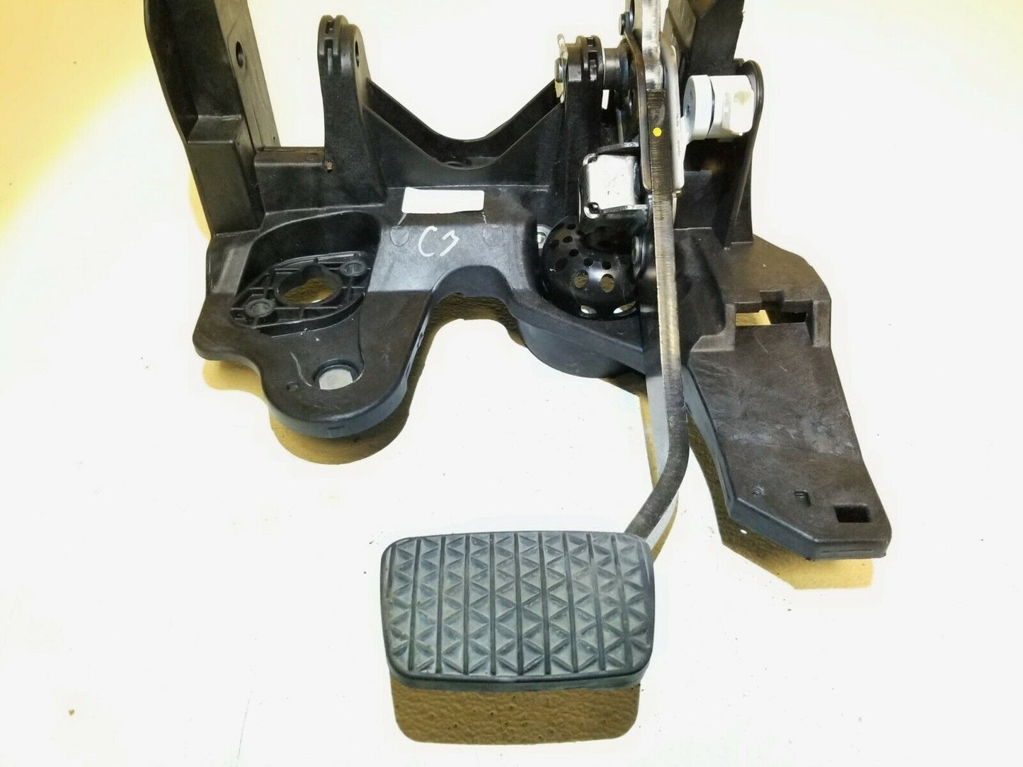 11 12 13 14 15 Chevy Cruze Brake Pedal OEM 23k Miles