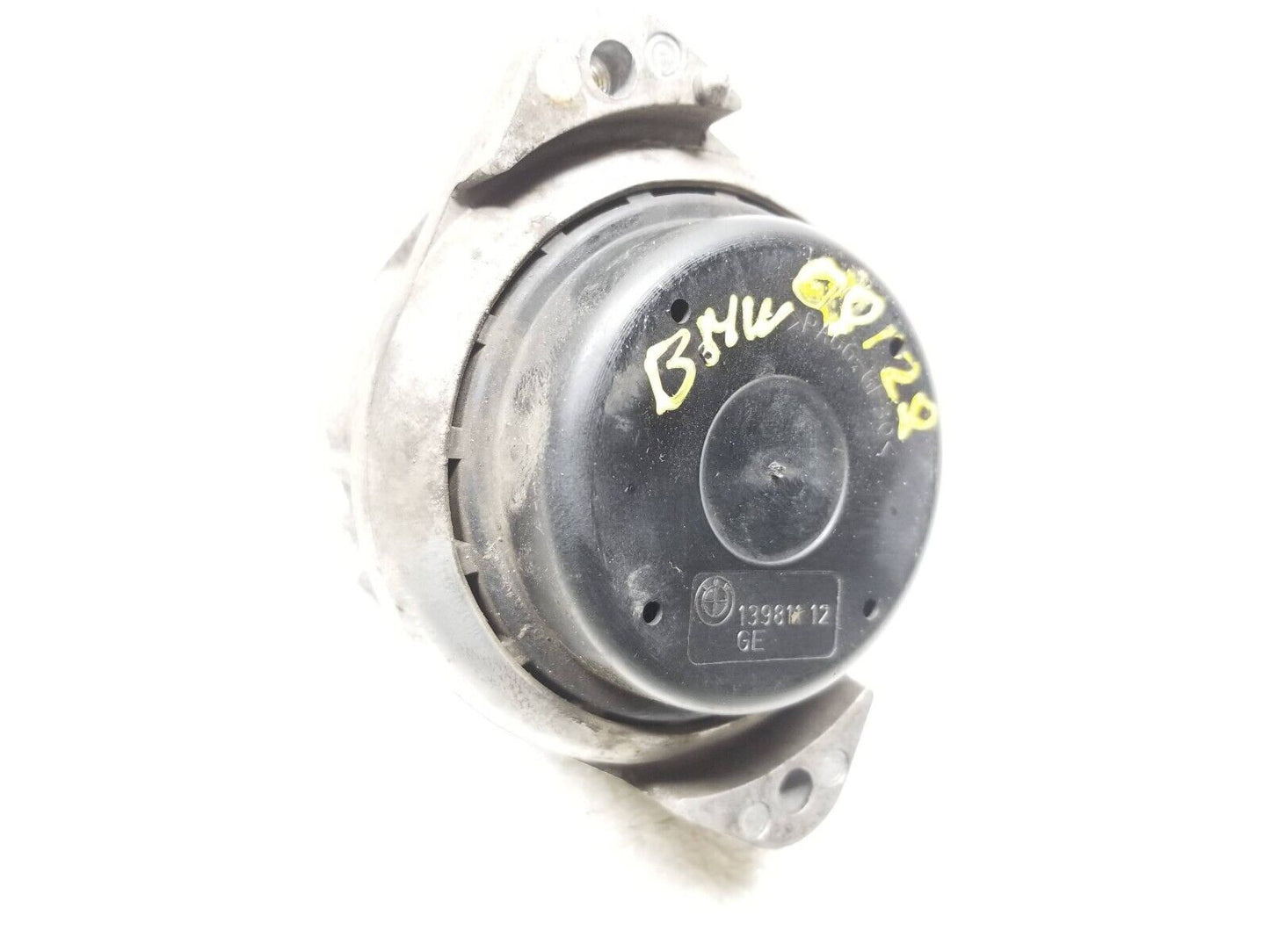 08 09 10 11 12 13 BMW 128i Engine Motor Mount 2pcs OEM