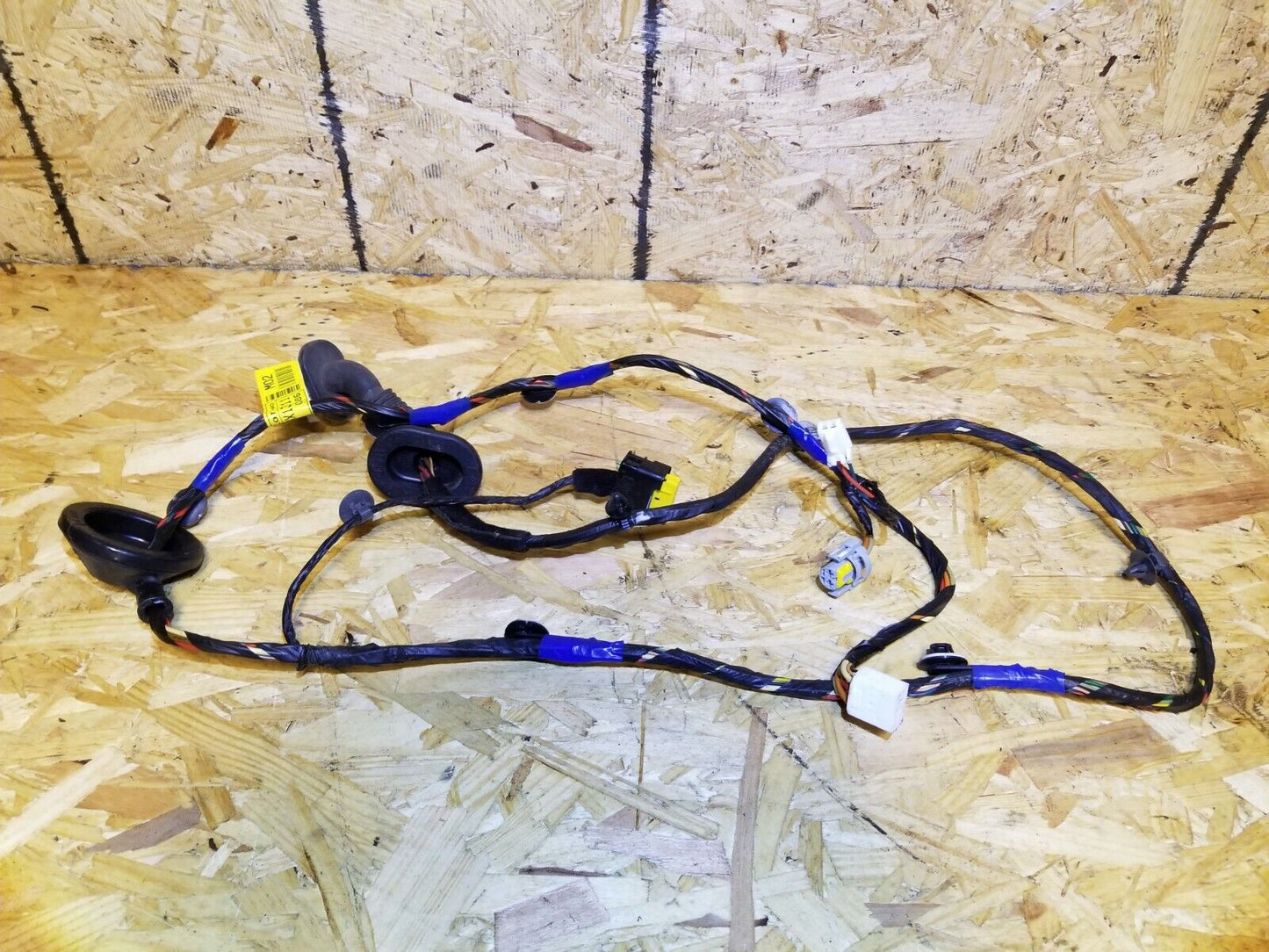 2007 - 2010 Hyundai Elantra Rear Door Wire Harness Passenger Side Right OEM 81k