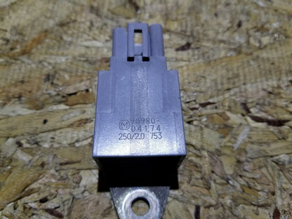 04 05 06 07 08 09 Toyota Prius Trunk Lid Sensor 90980-04174 OEM