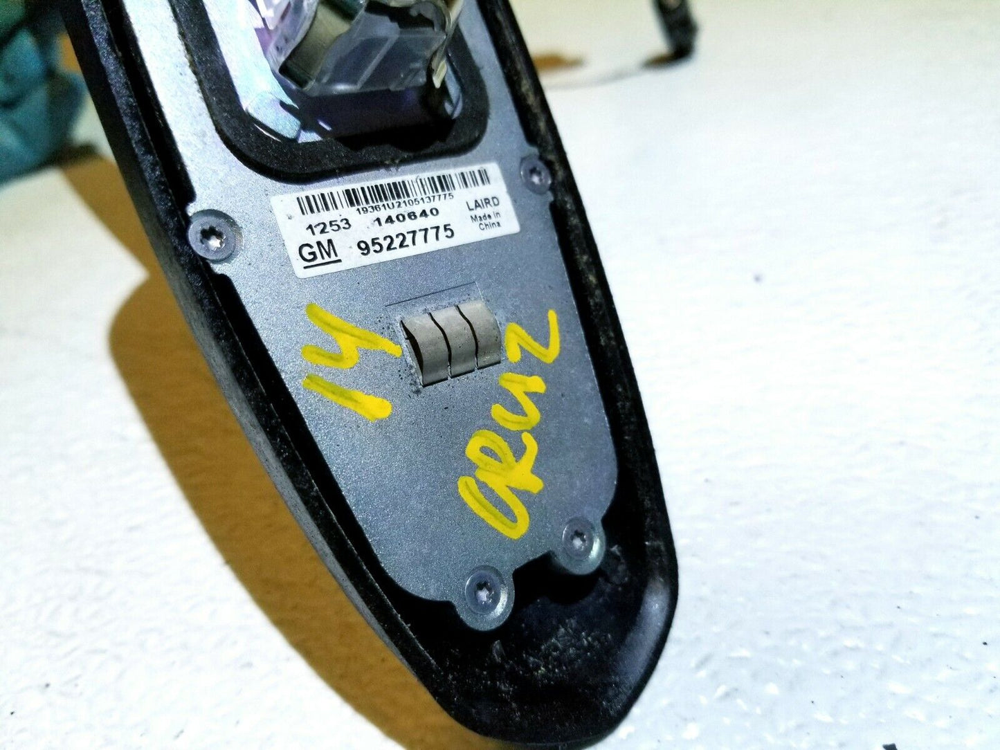 11 12 13 14 15 Chevy Cruze Roof Mount Antenna OEM 23k Miles