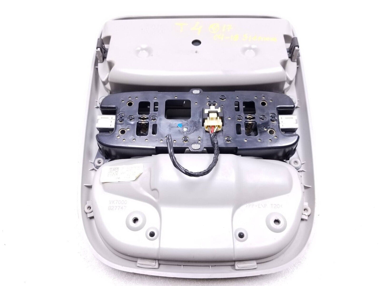 2005 - 2010 Toyota Sienna Overhead Dome Light Lamp OEM
