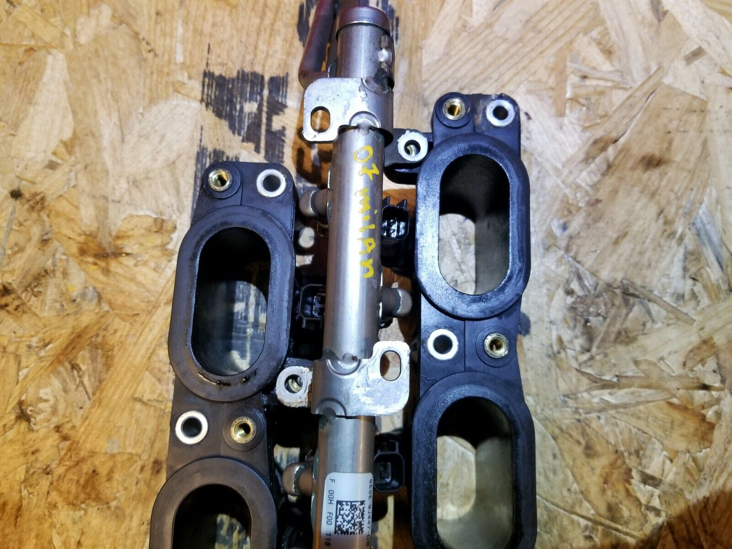 06 07 08 09 Mercury Milan 3.0l Fuel Rail W/ Intake Manifold OEM 71k