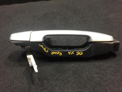 04 05 06 Scion Xa Rear Right Passenger Side Exterior Door Handle OEM D18