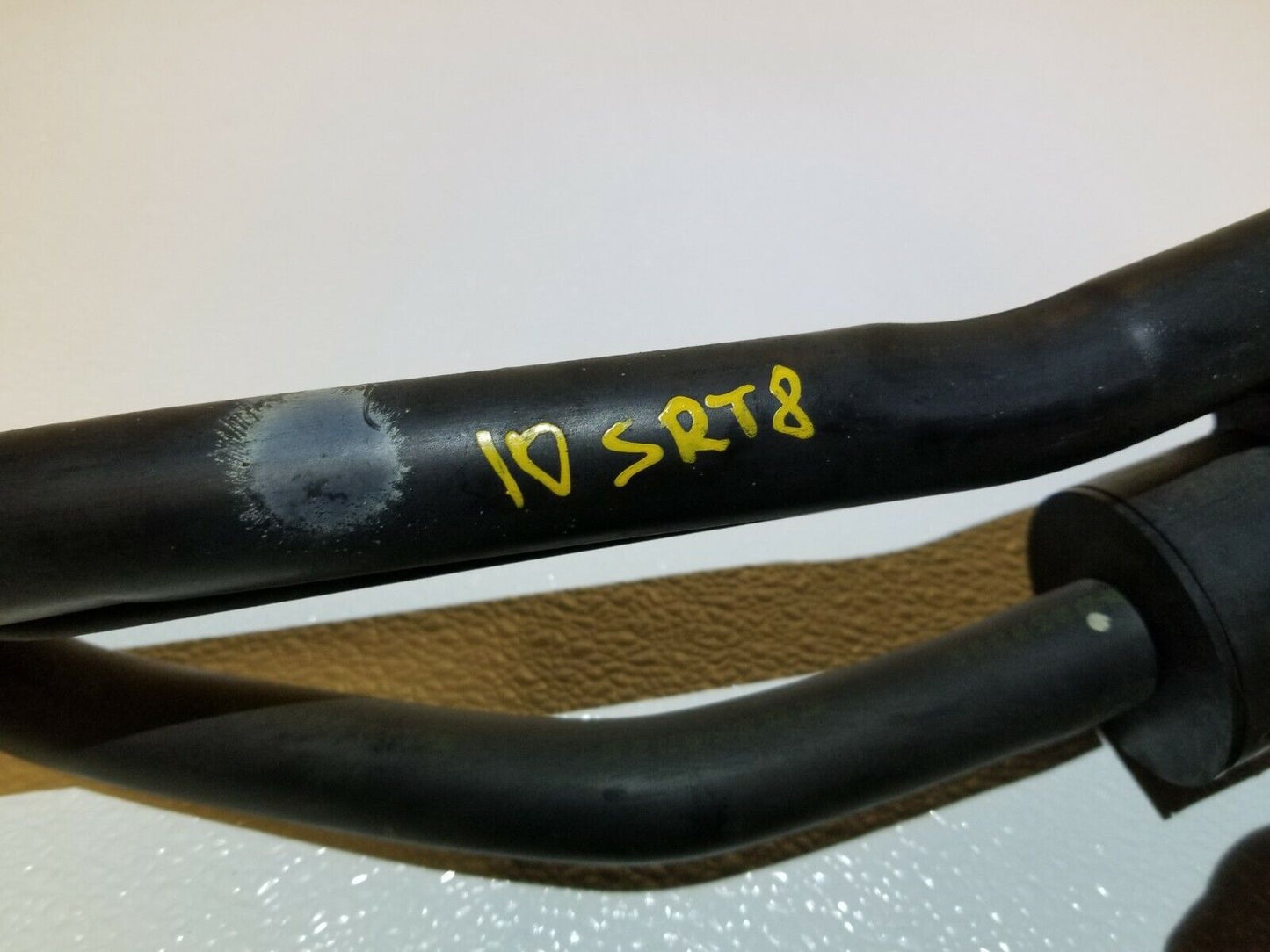 07 08 09 10 Jeep Grand Cherokee Srt8 Fuel Tank Filler Neck Hose Pipe OEM