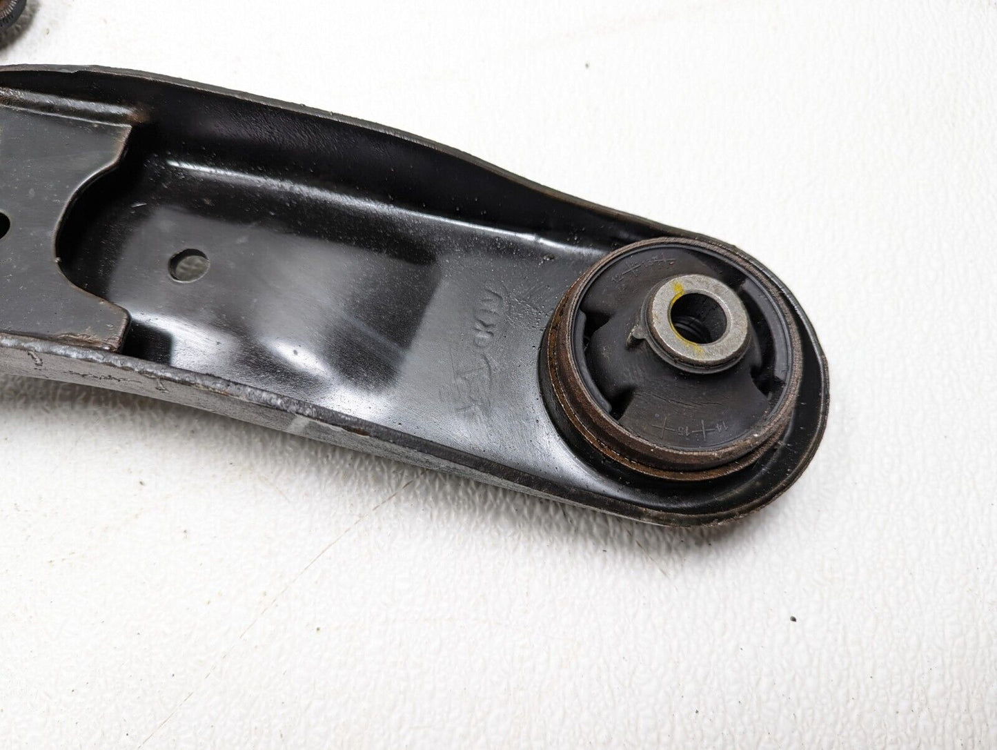 12 13 14 15 Kia Rio Front Lower Control Arm Passenger Right Side OEM