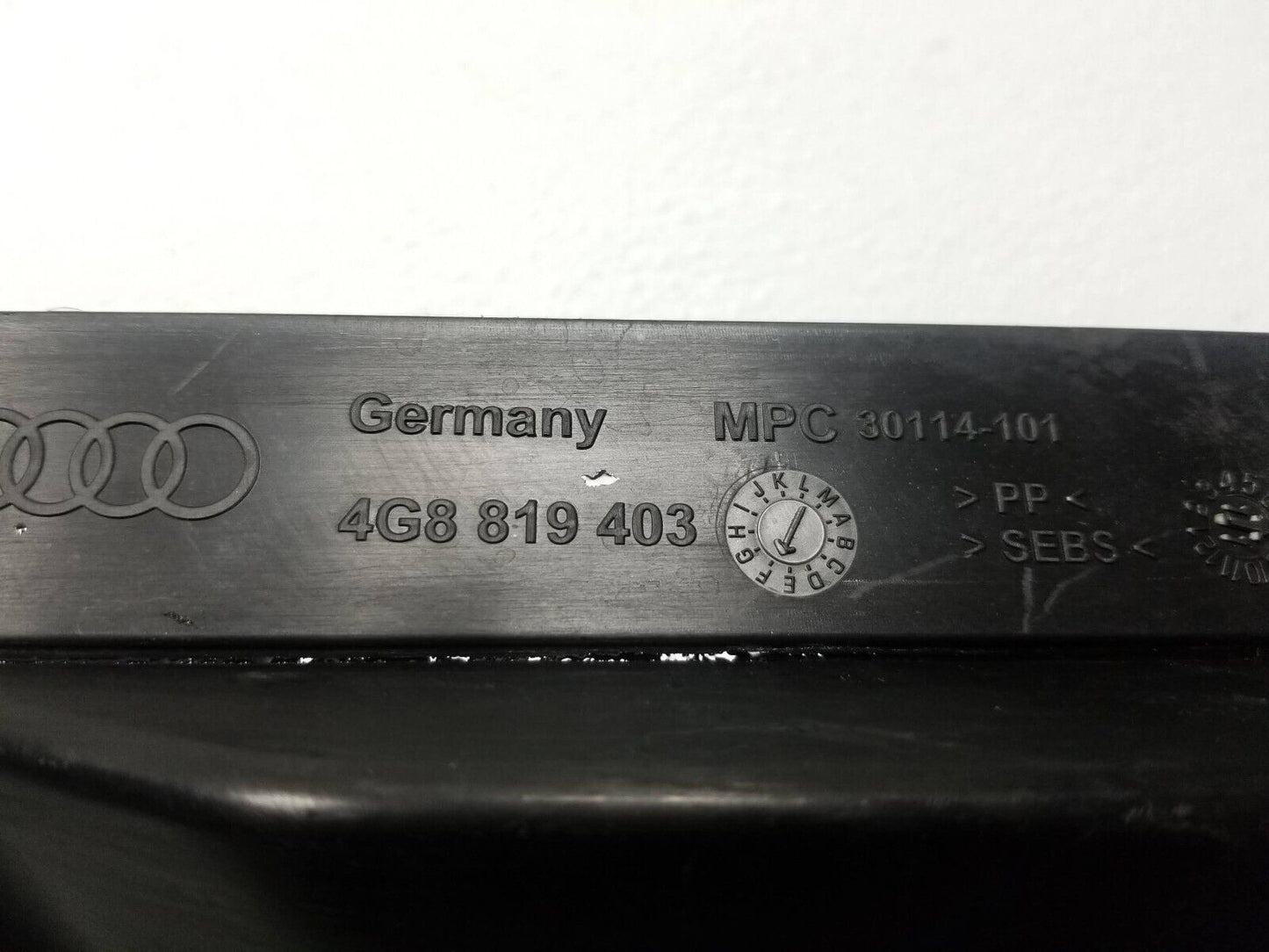 12 13 14 15 16 17 Audi A7 Windshield Cowl Panel Water Deflector Rain Tray OEM