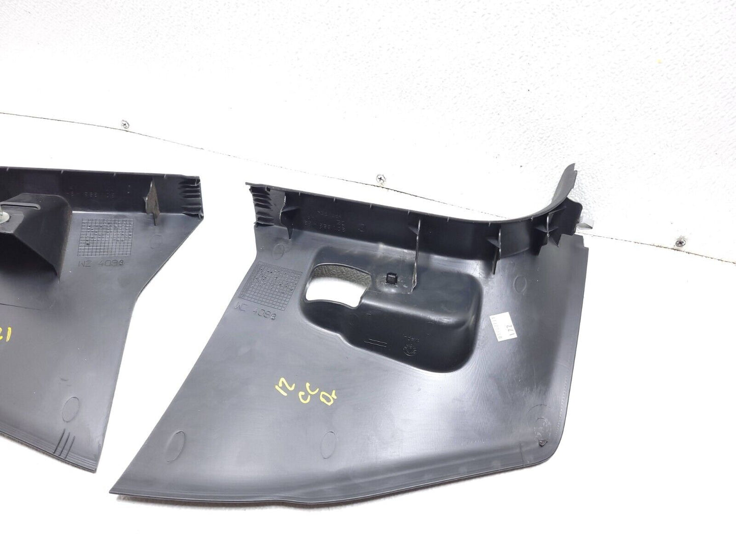 09 10 11 12 Volkswagen Cc Front Door Lower Kick Panel Cover Left & Right OEM