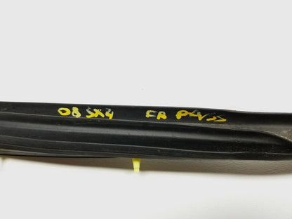 07 - 13 Suzuki Sx4 Hatchback Front Door Weatherstrip Seal Pass Side Right OEM