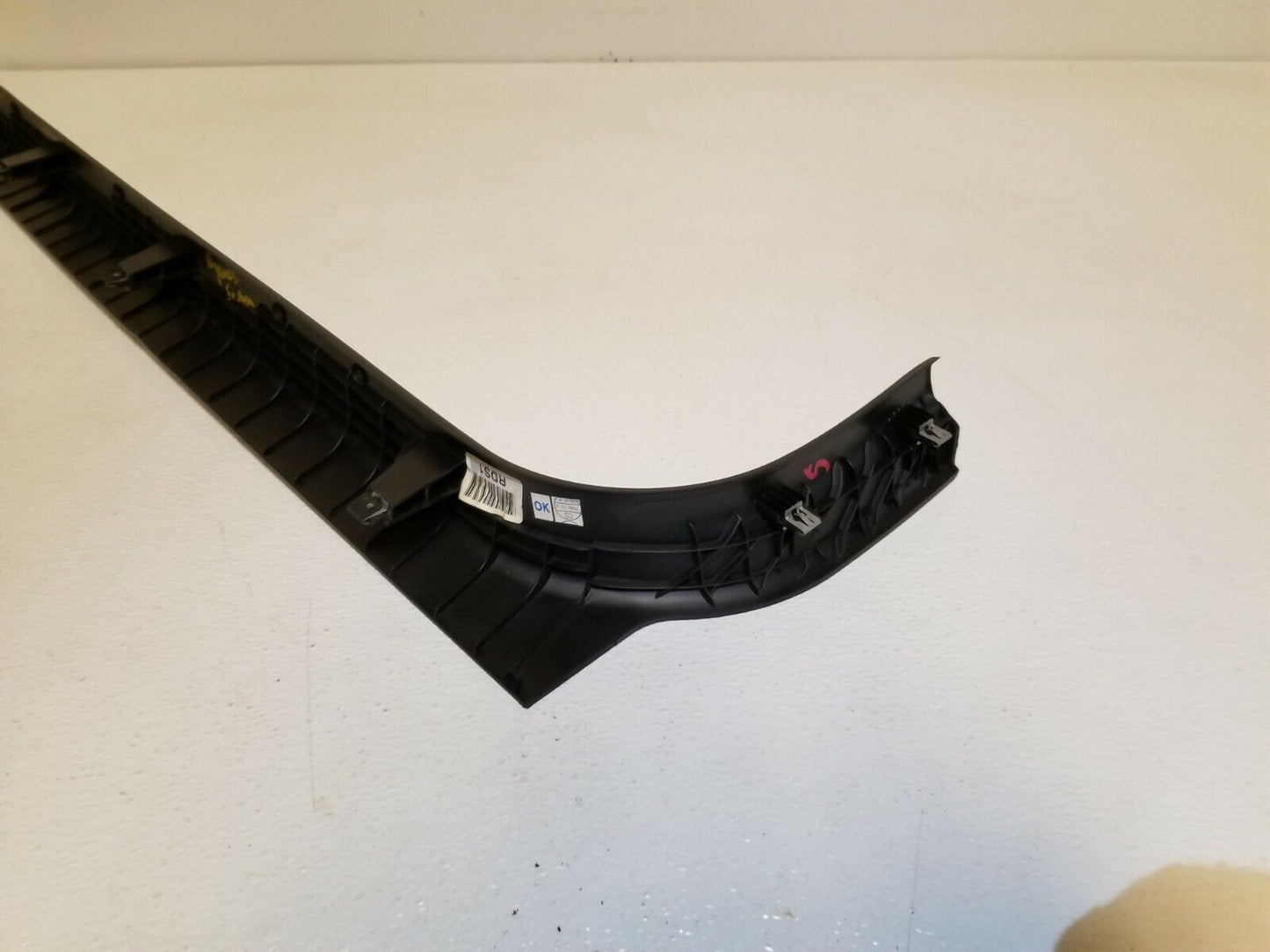 10 11 12 Hyundai Genesis Coupe Front Right Passenger Door Scuff Trim Panel OEM
