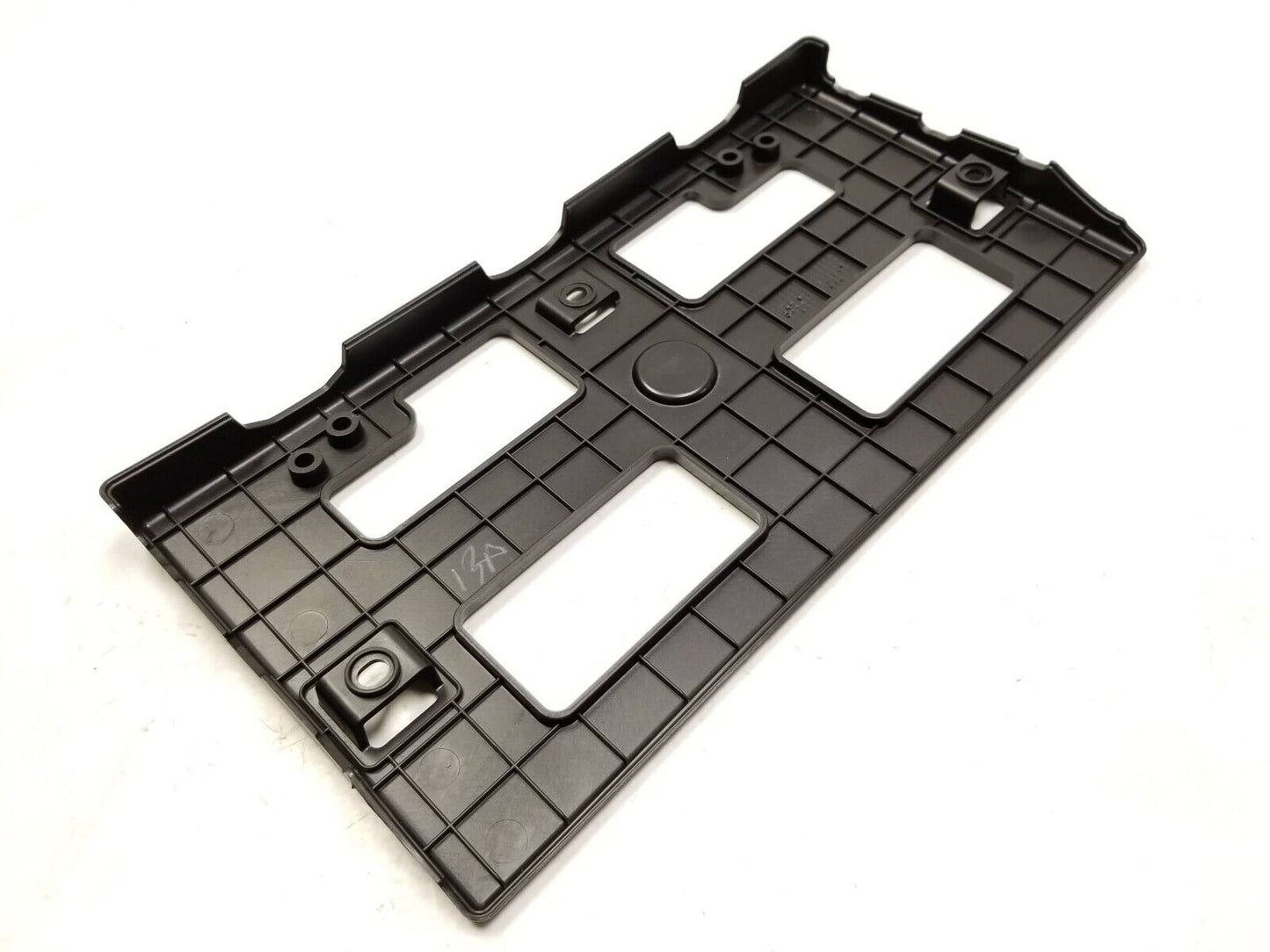 18-21 Hyundai Kona Front Bumper License Plate Holder Bracket OEM 29k Miles