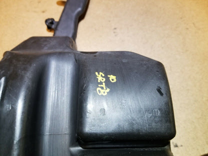 07 08 09 10 Jeep Grand Cherokee Srt8 Windshield Washer Fluid Reservoir OEM