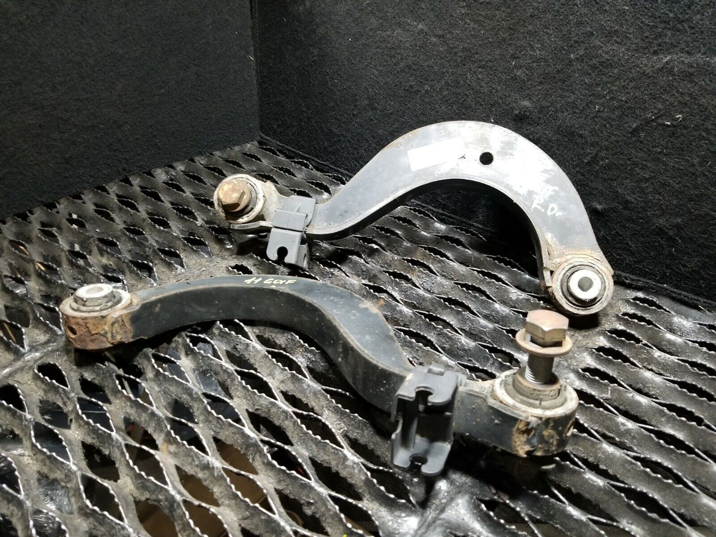 10 11 12 13 VW Golf GTI 2.0l Rear Upper Control Arm Left & Right Pair OEM