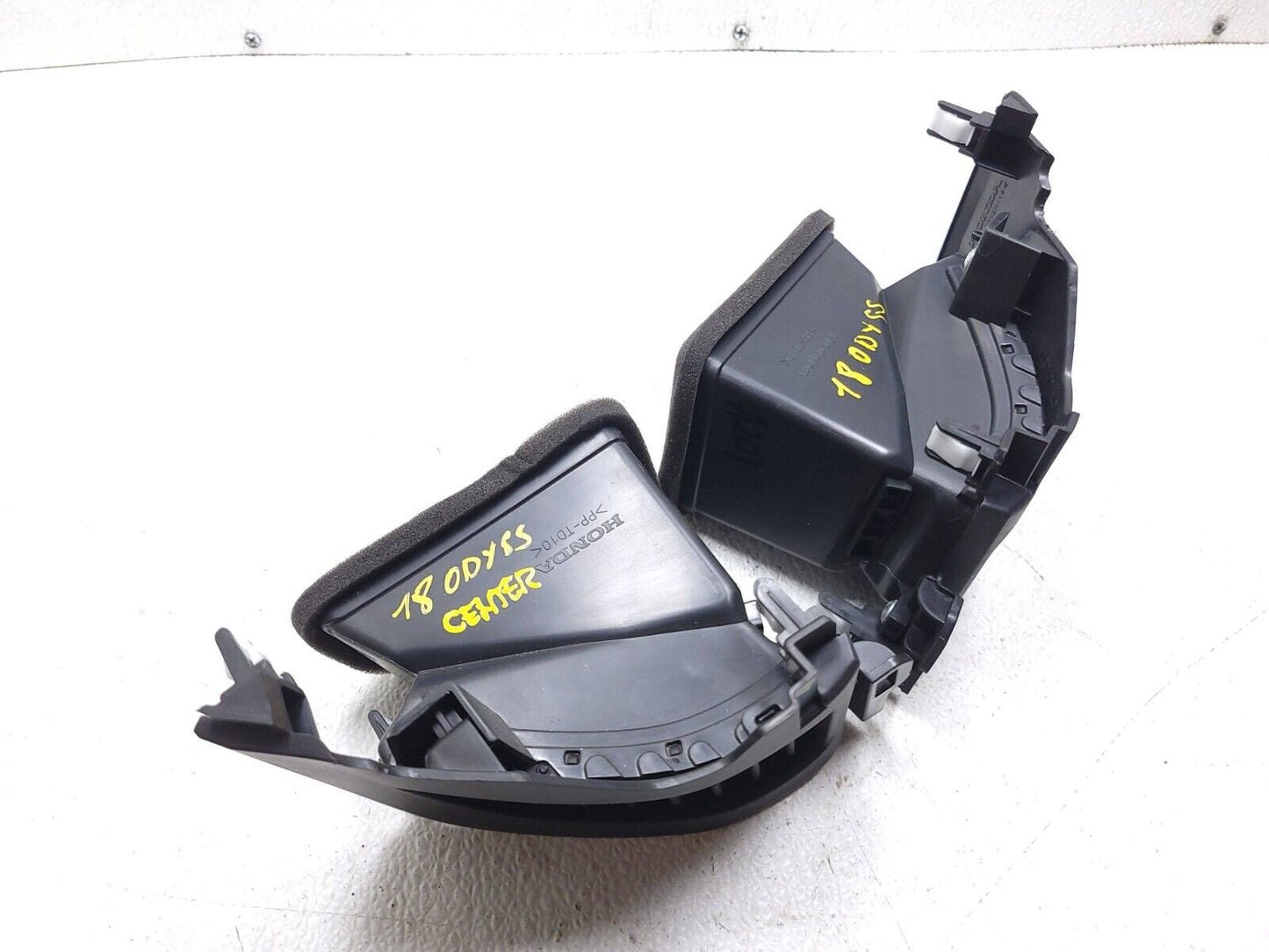 18 19 20 21 22 Honda Odyssey Dash Center AC Heater Air Vent Left & Right 2pc OEM