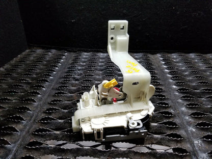 12 13 14 15 16 Jeep Patriot Front Right Pass Door Lock Latch Actuator OEM 54k