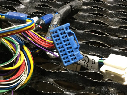 04 05 06 07 08 09 Toyota Prius Front Right Passenger Door Wire Harness   OEM
