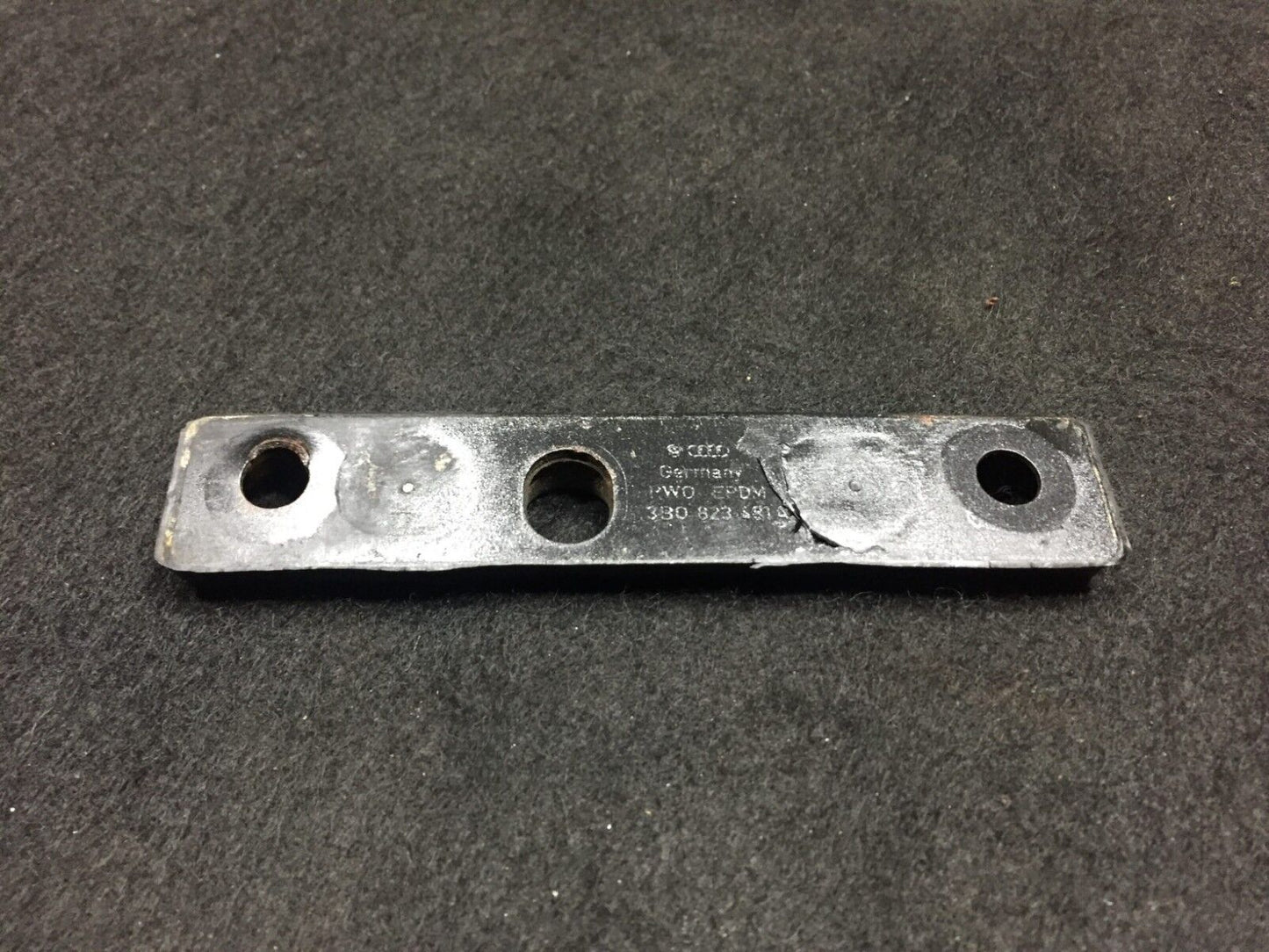 2002 2003 2004 2005 VW Passat 1.8t B5 - Hood Stop / Jounce Bumper OEM D23