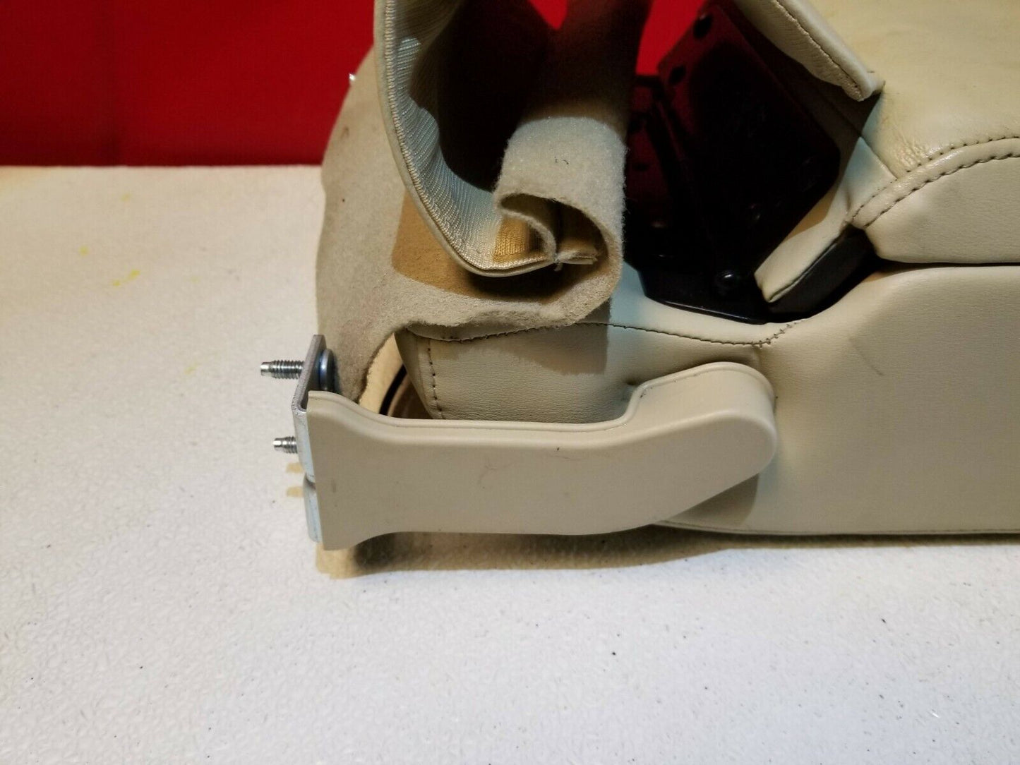 06 07 08 09 10 Infiniti M35 Rear Seat Armrest OEM