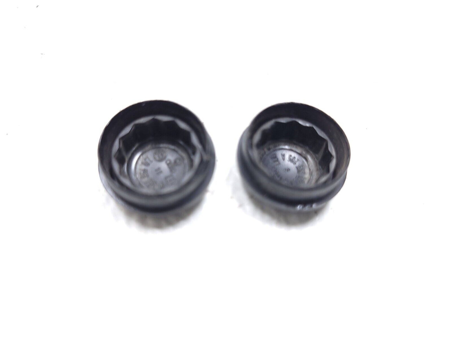 09 10 11 12 Volkswagen Cc Front Wiper Arm Bolt Cap 2pcs OEM