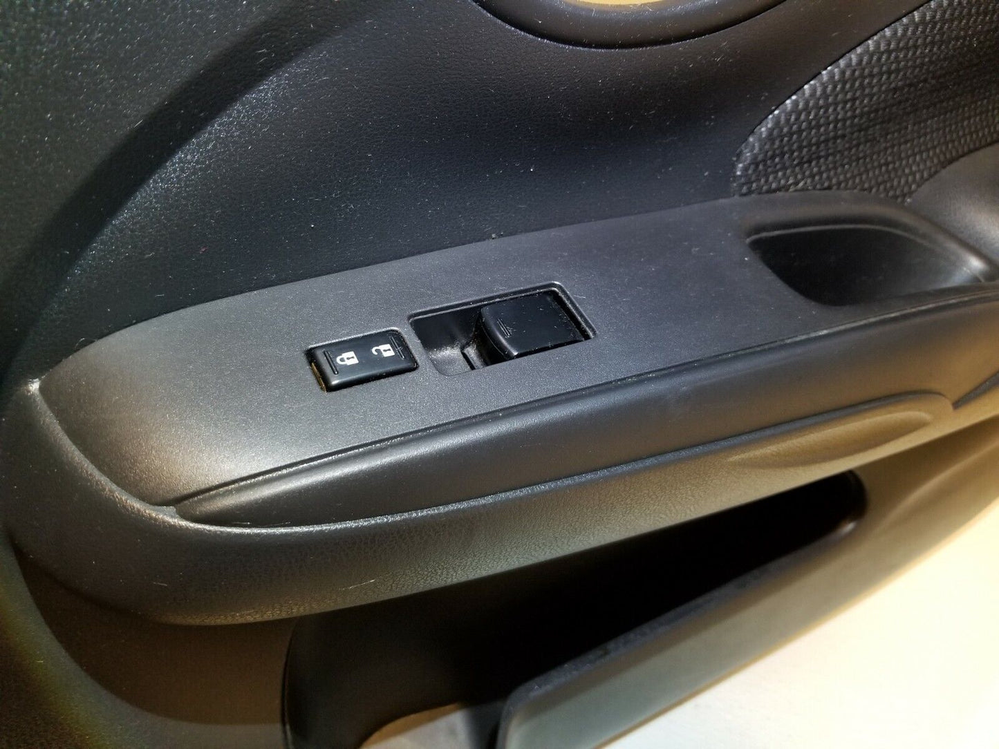 13 14 15 16 Nissan Versa Sdn Front Right Passenger Door Trim Panel OEM 95k