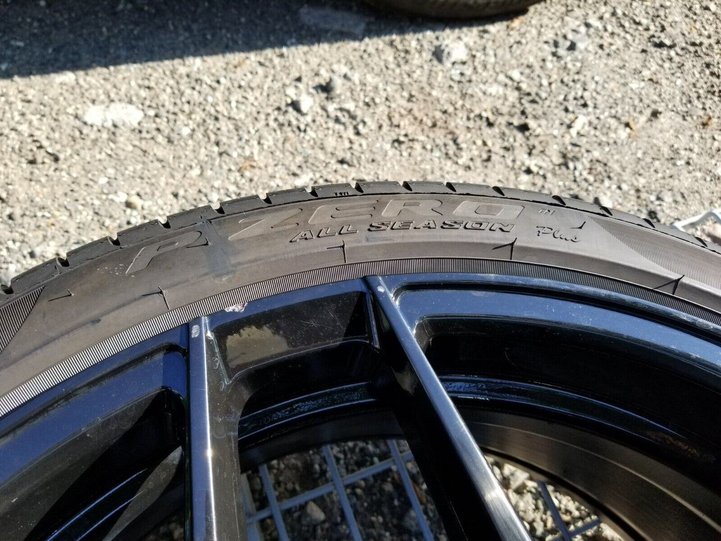 16 17 18 19 20 Chevrolet Camaro Wheel Rohana Alloy 20" 245/40 R20. Et20