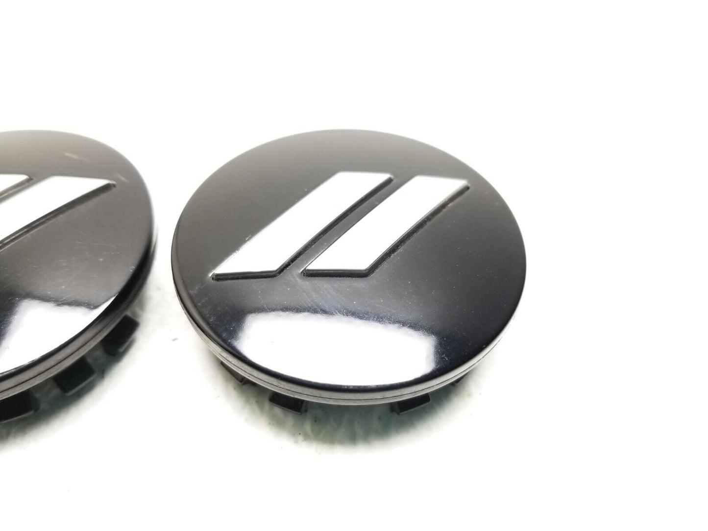 2015 - 2018 Dodge Challenger Charger Wheel Center Hub Cap 2pcs 6cz27trmaa OEM